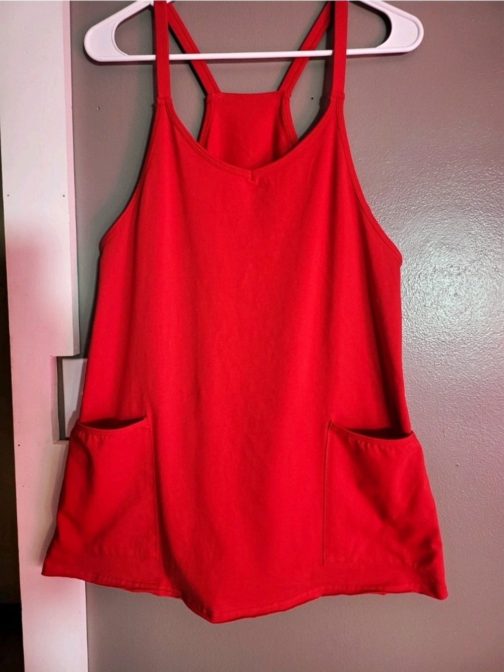 NEW Women’s Red Sleeveless Tank Top with Pockets